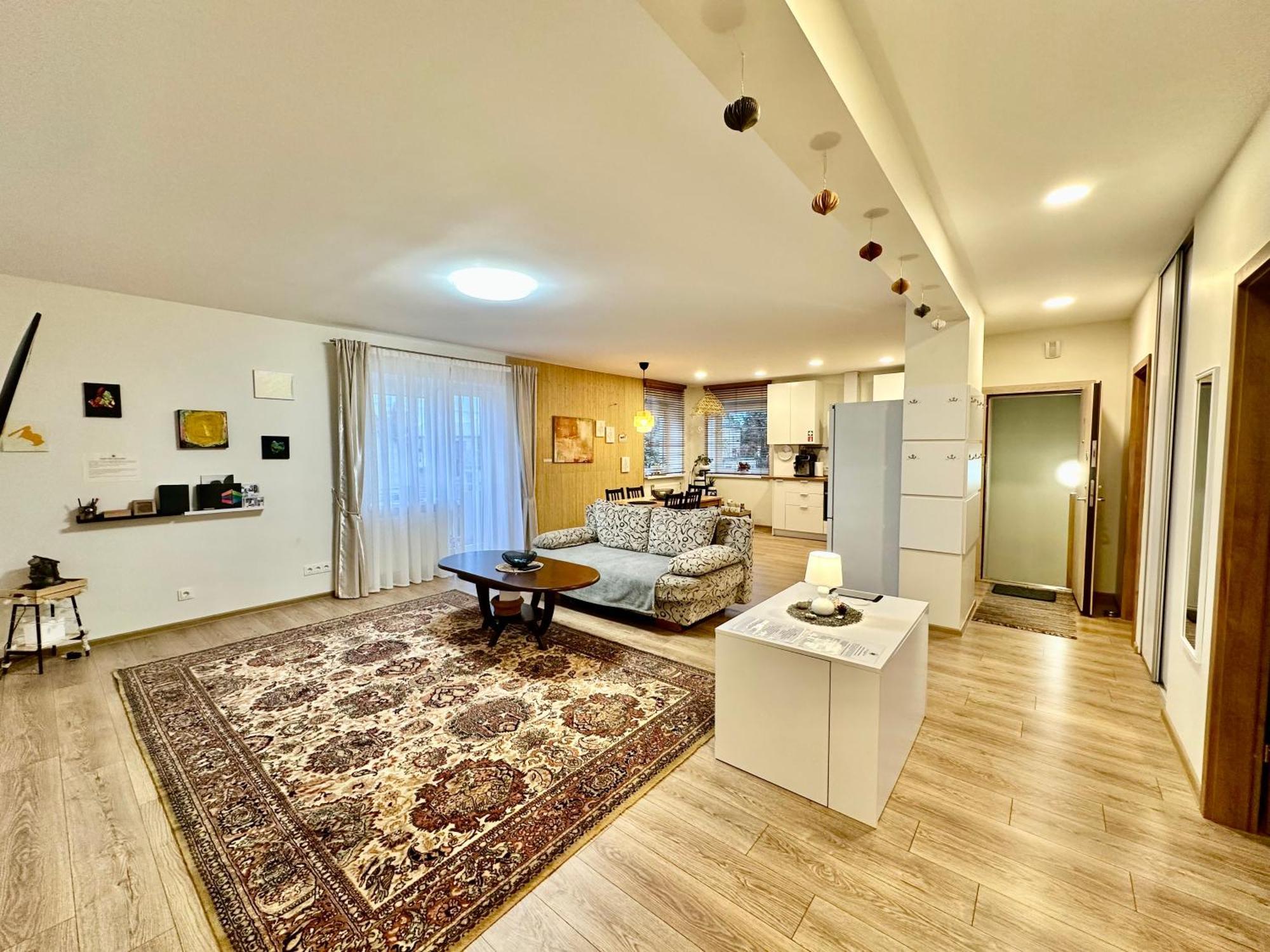 Japandi Apartamentai Каунас Экстерьер фото
